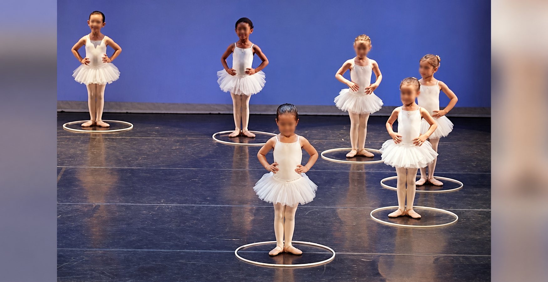 Petites danseuses en tutu blanc